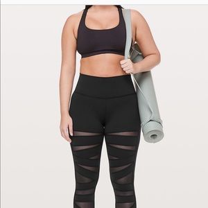 Lululemon Wunder Under mesh tights